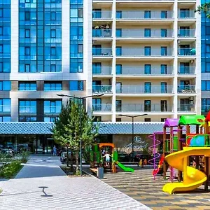 Vip возле метро дарница, левобережная Киев