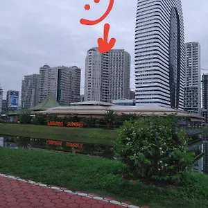 https://amigo-apartment.batumihotels.net